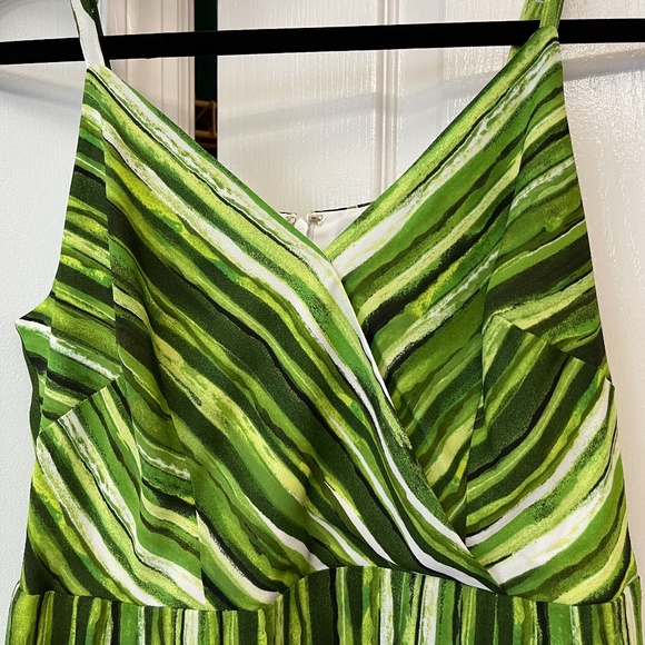 The Limited Vibrant Green Striped Flowy Dress - Picture 2 of 10